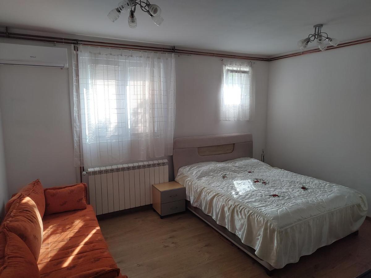 Apartman Anastasija Surčin Kültér fotó