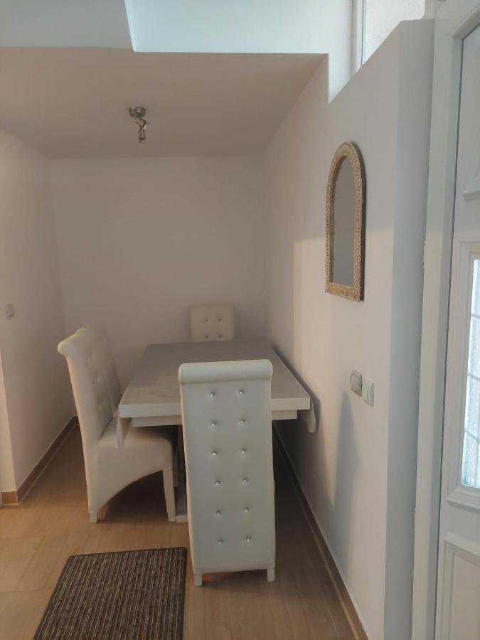 Apartman Anastasija Surčin Kültér fotó